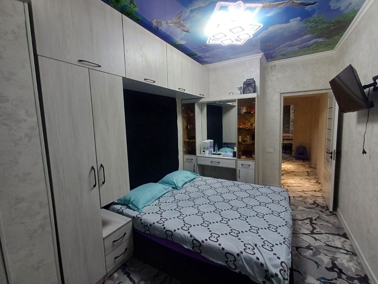 Юнусабад 6 квартал Феед ап 2/3/4 (60²) продаётся квартира