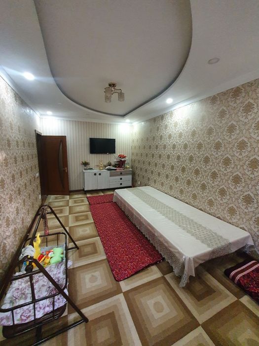 Юнусабад 11 квартал 4 комнатная