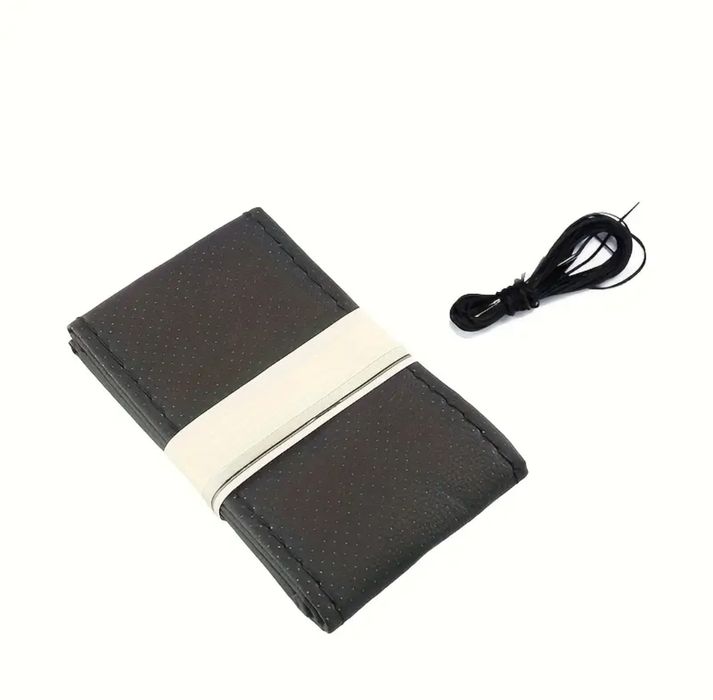 Husa cu ac și ață , Husa volan universala ață negru sau rosu