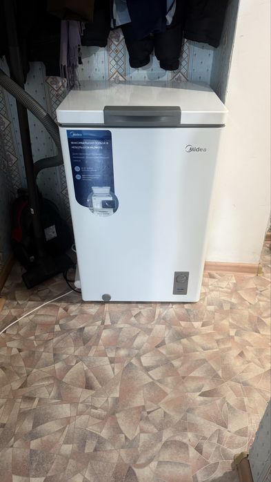 Морозильник 99 л