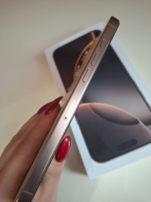 Iphone 16 Pro Max Desert Titanium