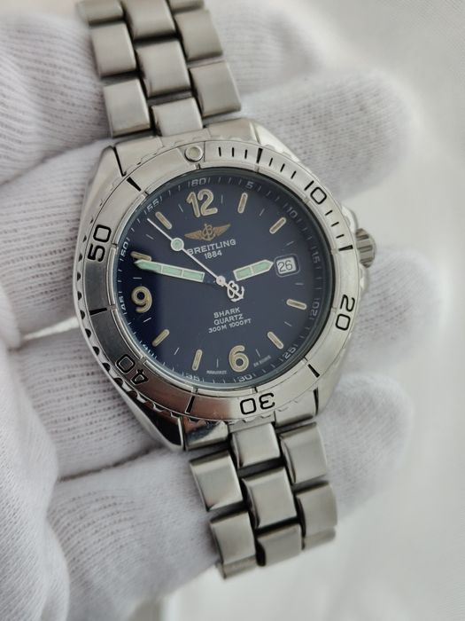Breitling Shark A58605