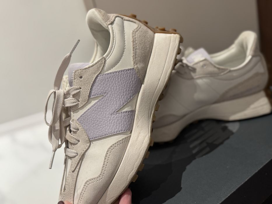 Дамски маратонки New Balance 327