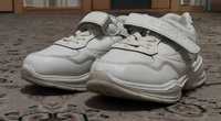 Белые кроссовки 29 размера
