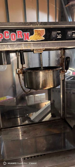 Машина за пуканки на ток