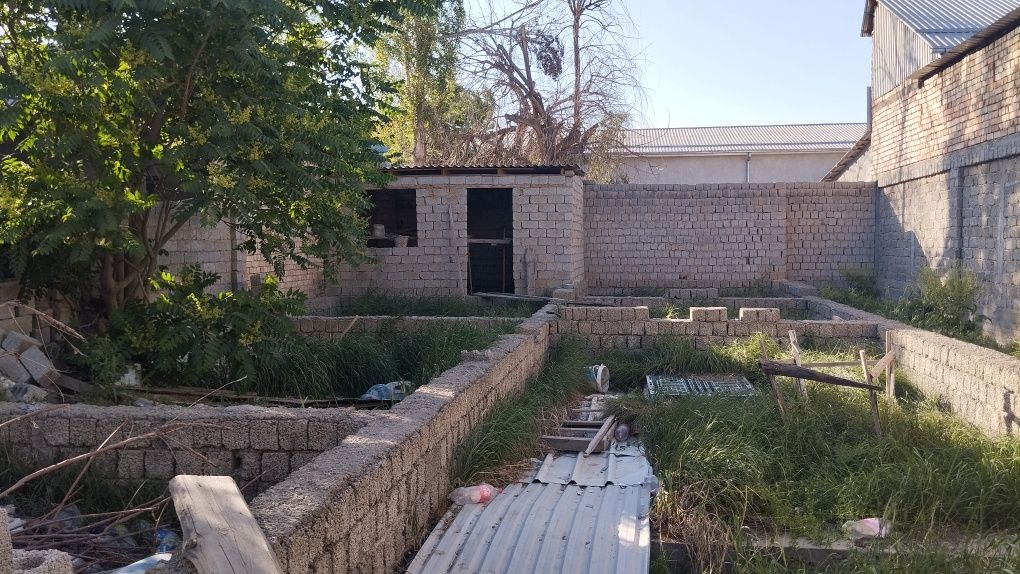 Yashnabod tumani olmos mahalasi dilnur 4 berkda yer sotiladi