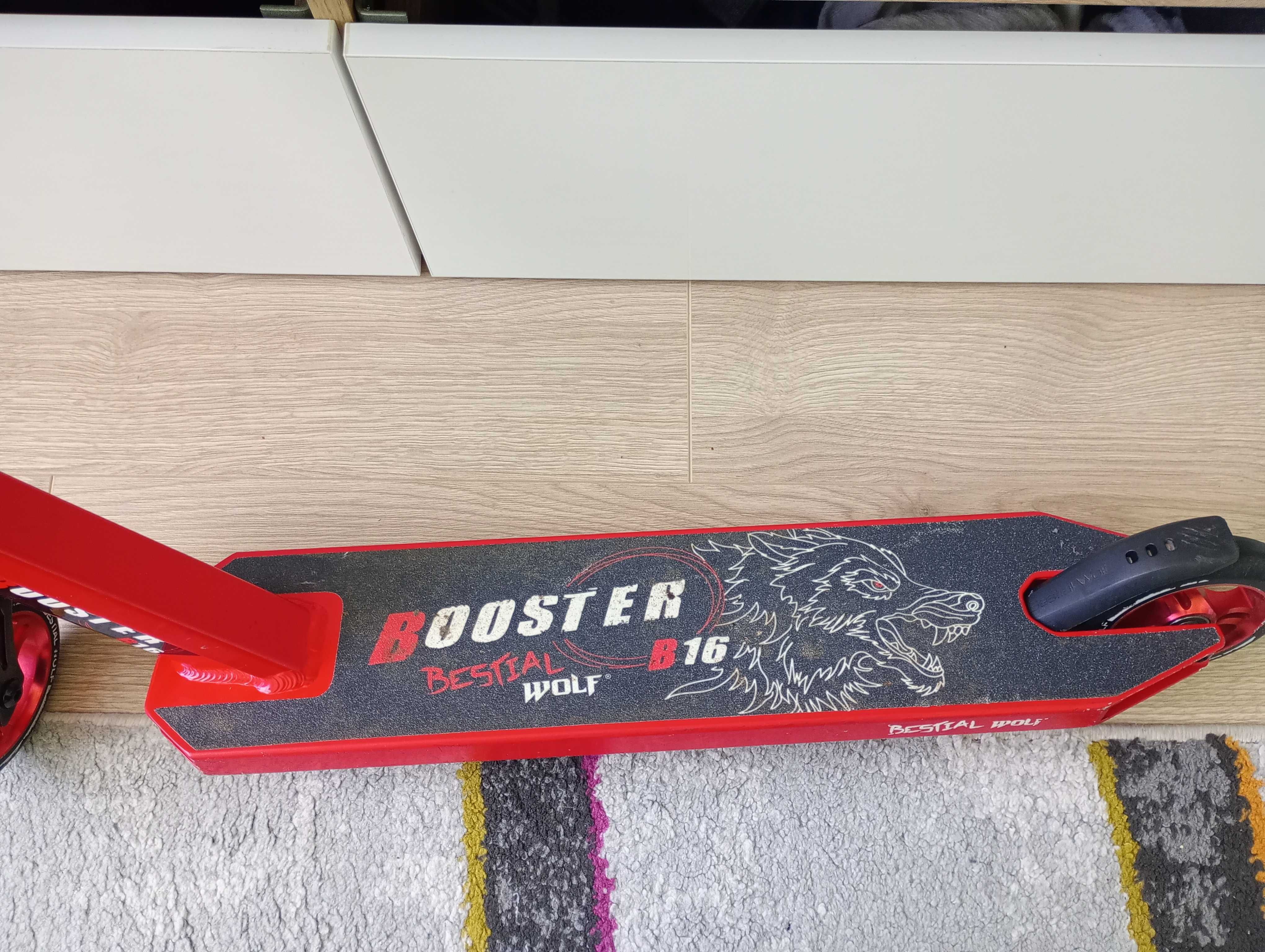 Тротинетка за трикове BESTIAL Wolf Booster B16