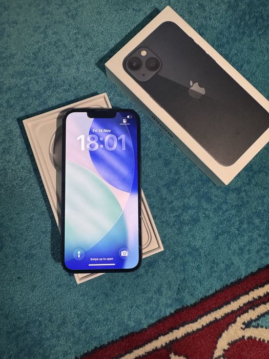 Продам Iphone 13 128gb