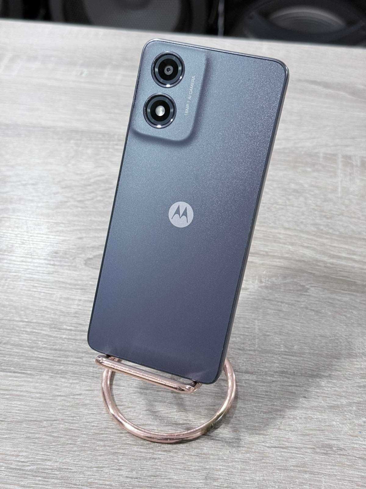 Продавам Motorola G04
