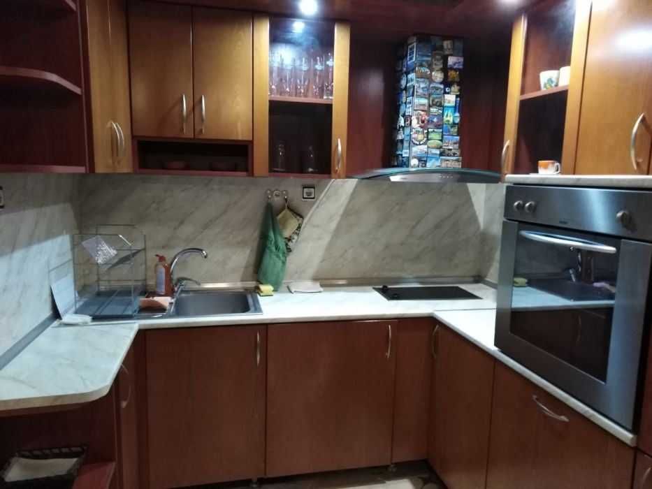 Дава се под наем Едностаен апартамент в Пловдив, Център - 42 кв.м за 225 € - Снимка #5