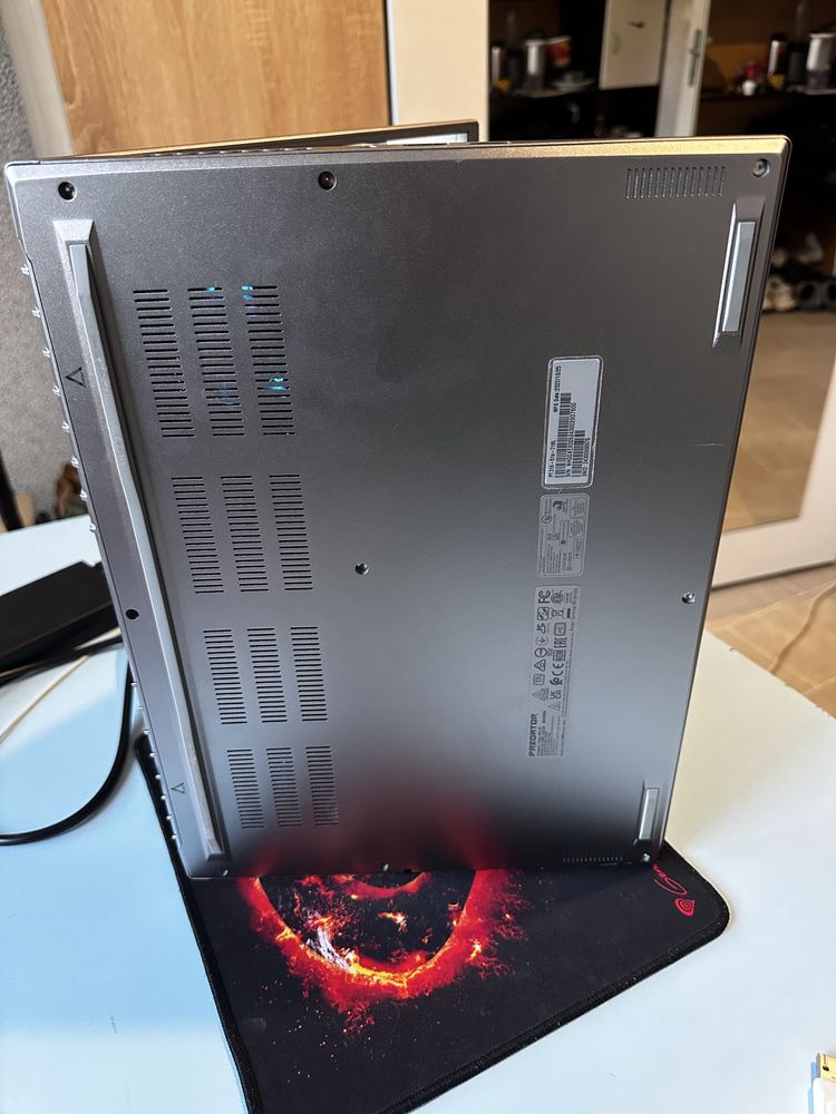 Acer Predator Triton 300/2K/rtx 3070 ti/i7-12700h, 16”