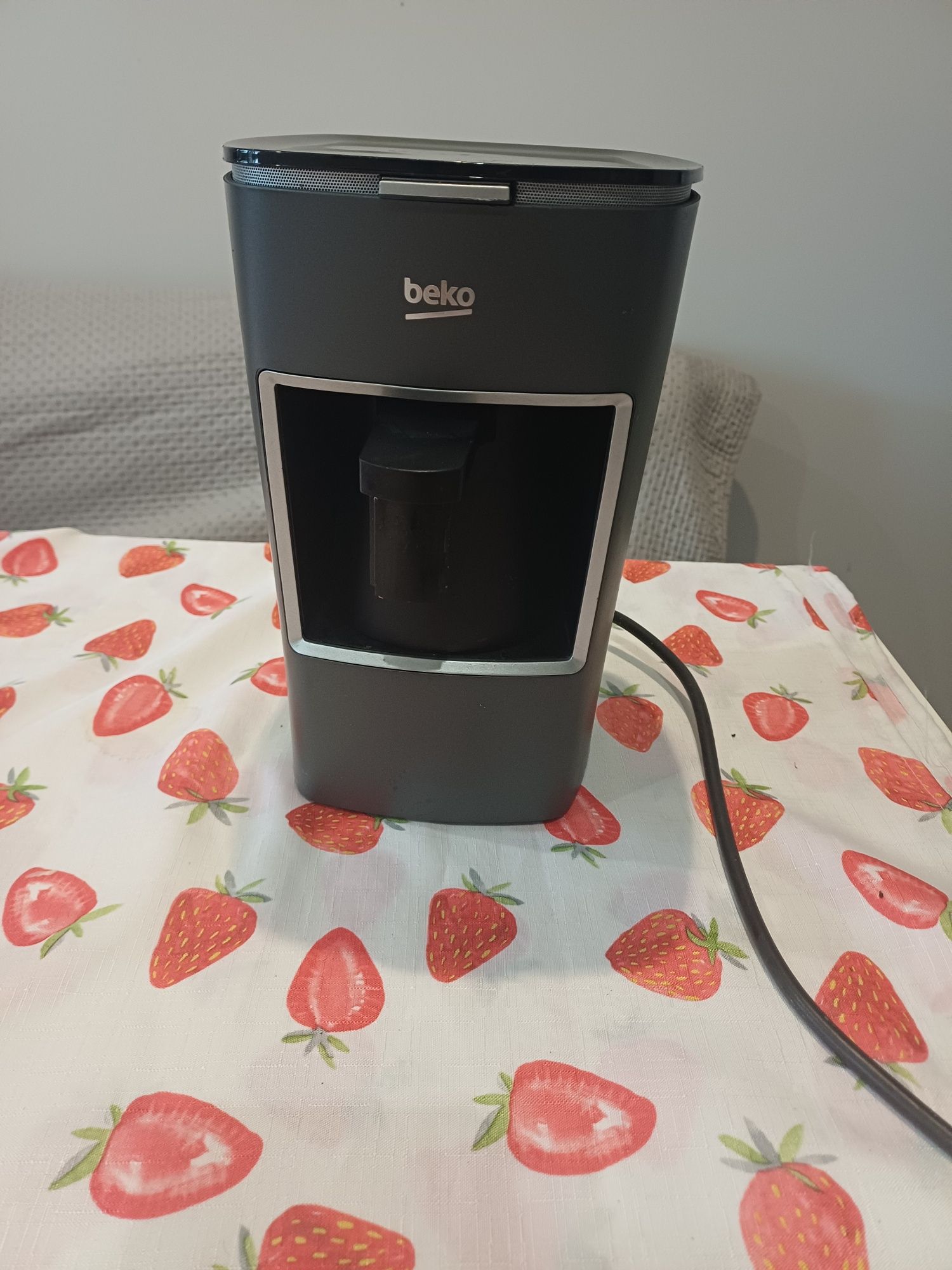 Кафе машина за турско кафе BEKO