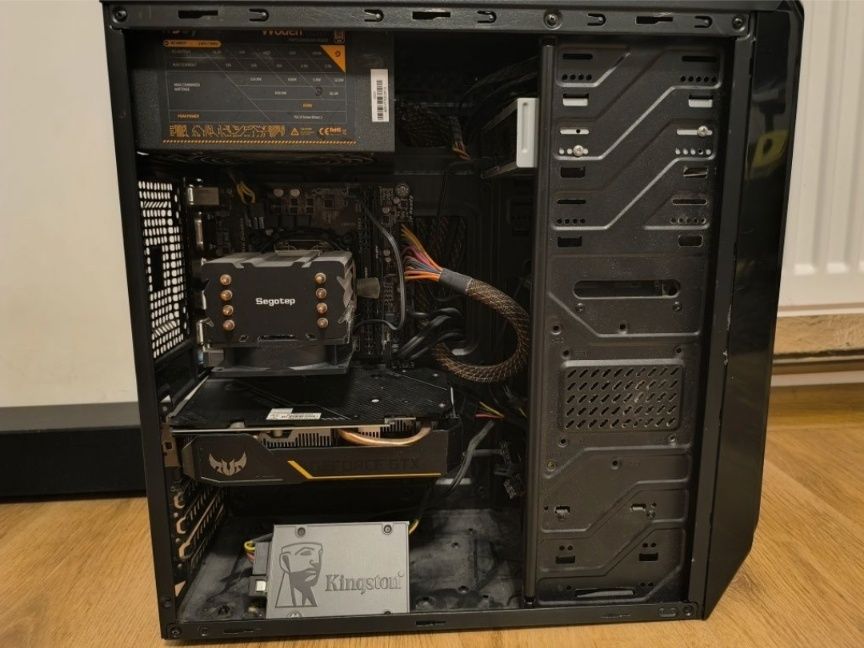 2 PC-uri i7-7700k GTX 1650; i3