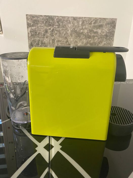 Expressor Nespresso by De’Longhi, Essenza Mini Green