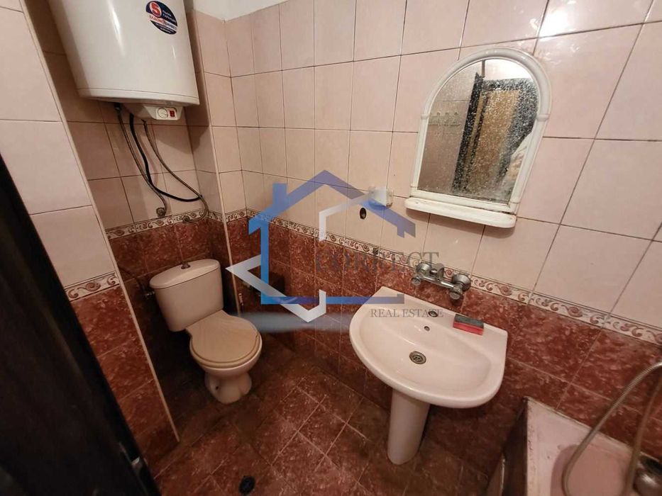 Дава се под наем Двустаен апартамент в Варна, Център - 68 кв.м за 372.3 € - Снимка #6