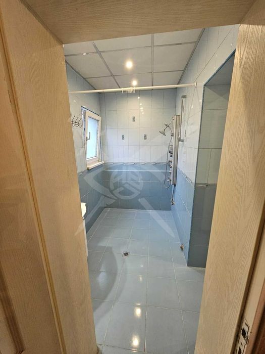 Продава се Тристаен апартамент в Пловдив, Кючук Париж - 100 кв.м за 918 €/кв.м - Снимка #7