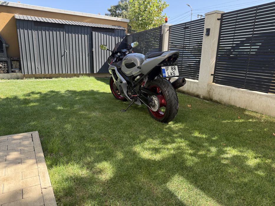 Honda CBR F4I 2004