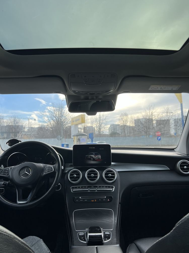 Mercedes Glc 250D /Schimb cu Garsoniera