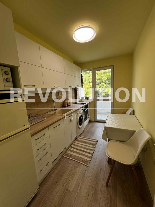 Дава се под наем Двустаен апартамент в Пловдив, Кършияка - 60 кв.м за 500 € - Снимка #2