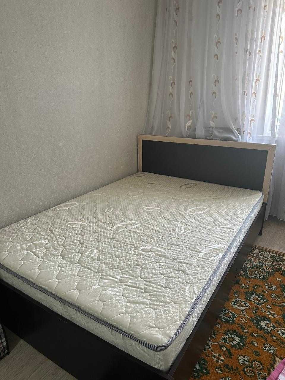 Шкаф комод кровать всё за 100