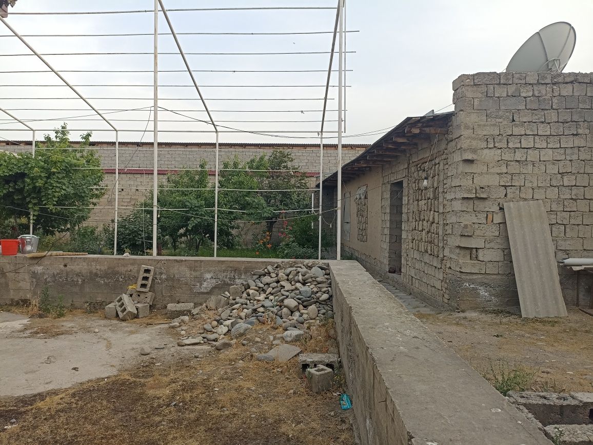 Продается дом 4соток земли