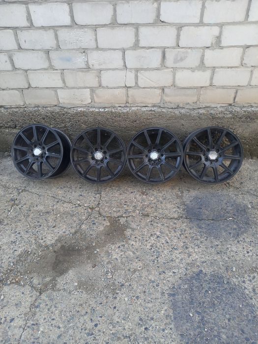 Продам диски   R15 .