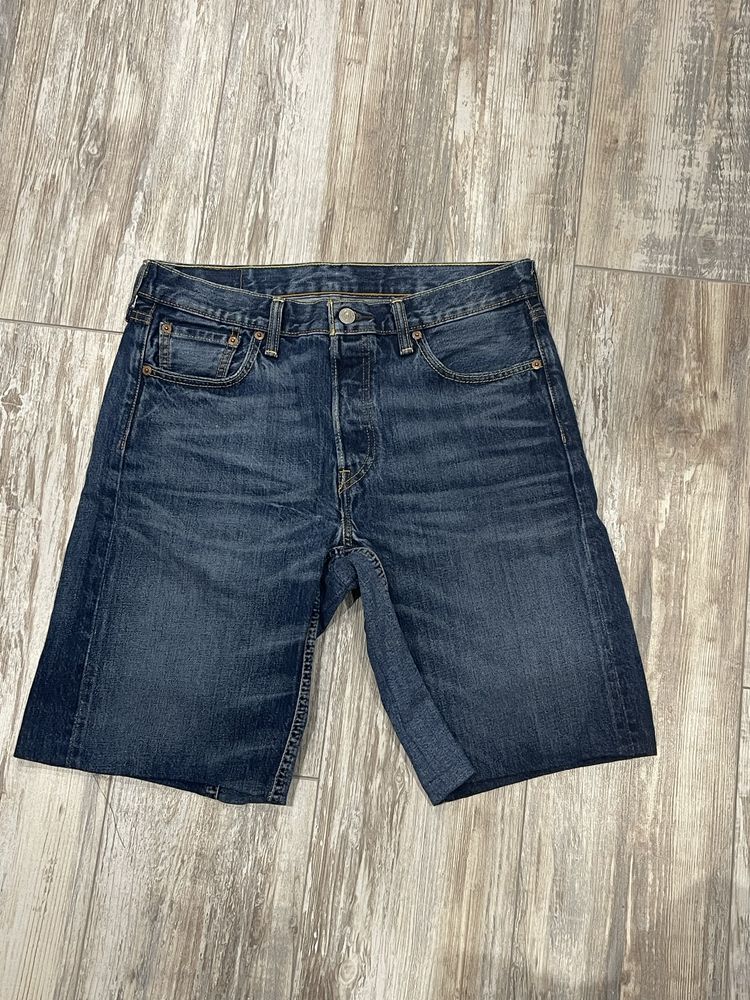 Къси панталони Levi’s