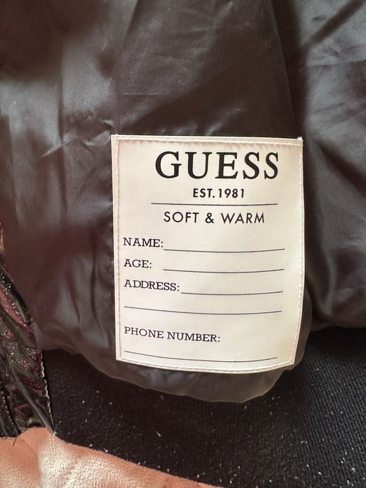 Дeтско, зимно яке Guess