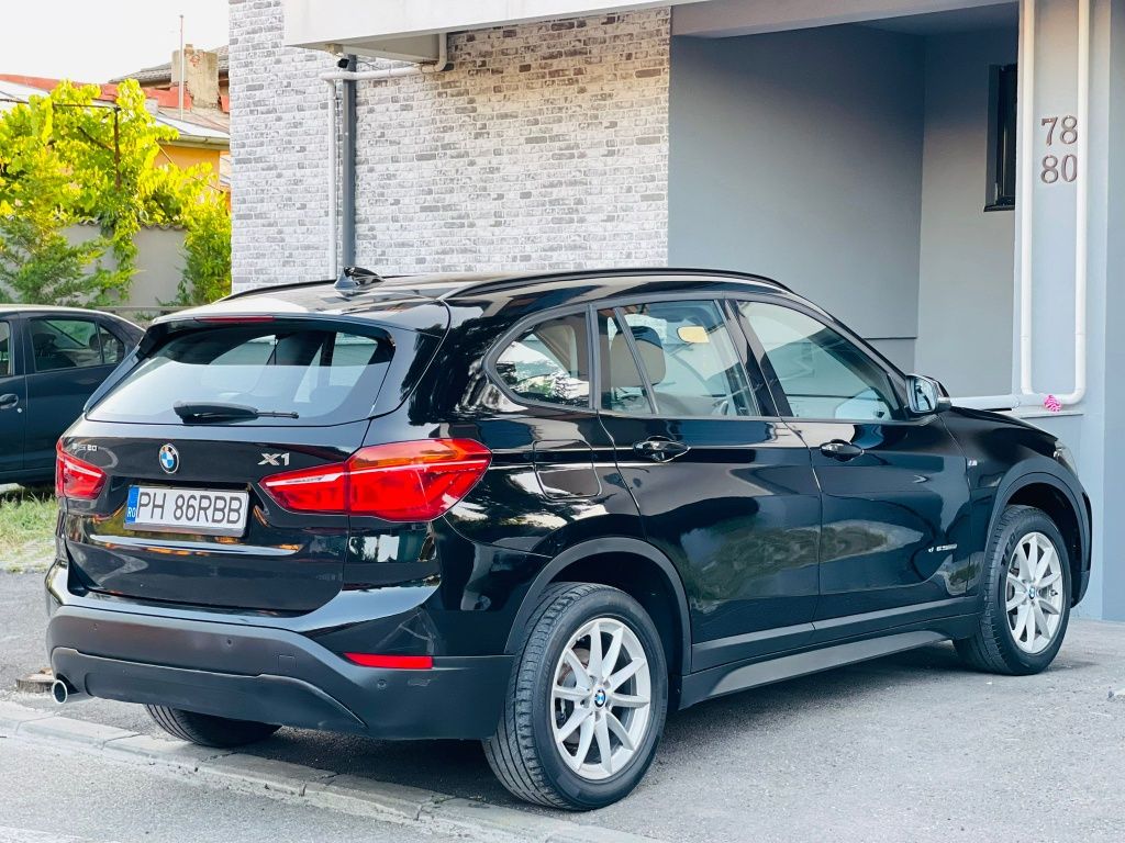 Bmw x1 motorina 105.000 km 2017 funcționez perfect 10.700 euro