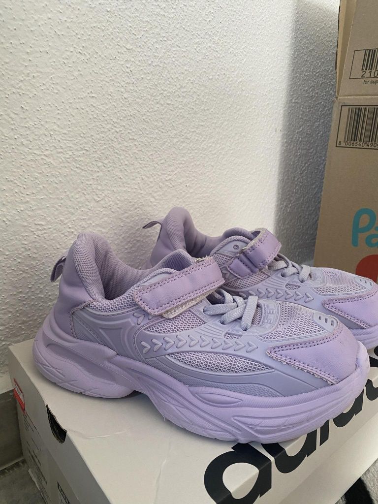 Детски маратонки DeeZe