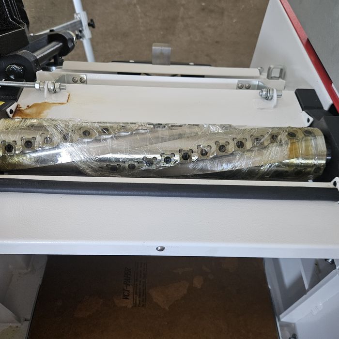 Чисто нов абрихт щрайхмус 400 мм.с спираловиден вал мотор 4 kw.