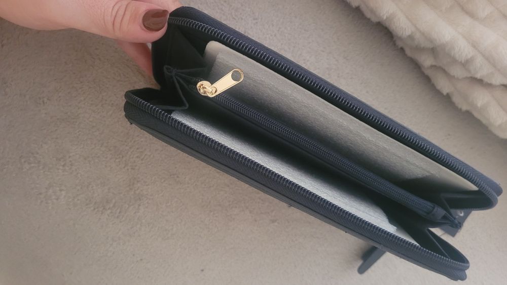 Портфейл tommy hilfiger