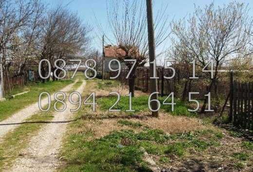 Парцел 1 дка със сонда за поливане за жилищно застрояване - код 12592