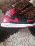 Jordan 1 mid bred mărime 36-37