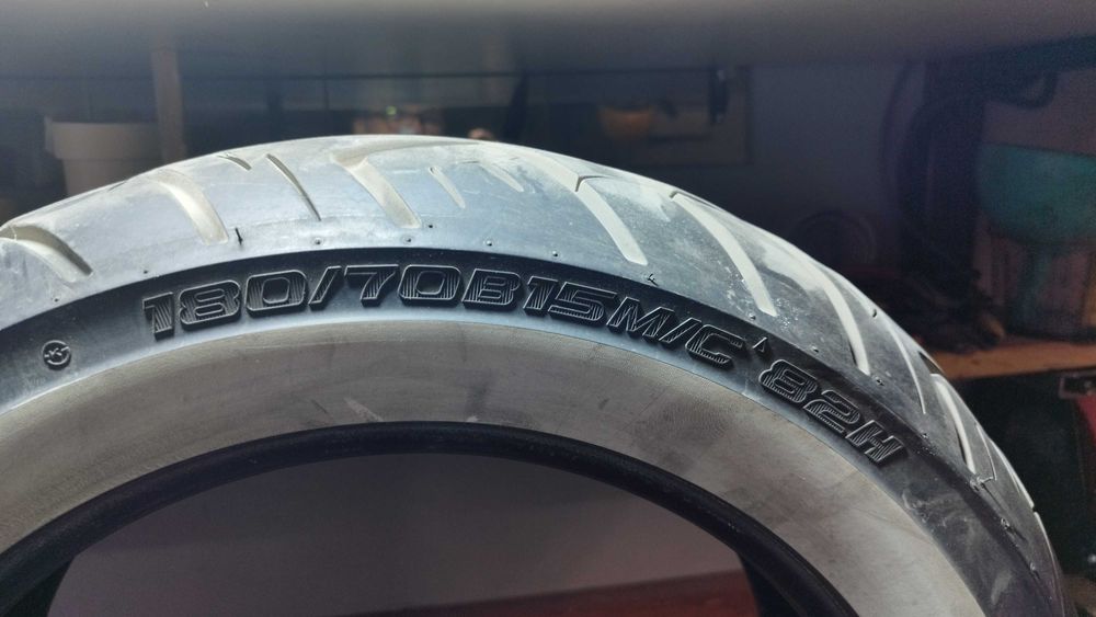 Гуми за мотор.150/80/16 и 180/70/15