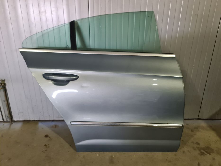 Usa dreapta spate vw passat CC an 2010 cod culoare LC7Z