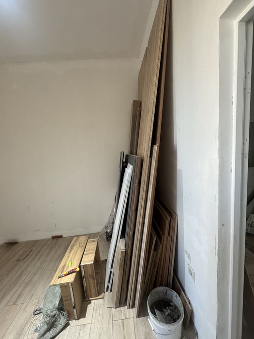 продаем срочно шкаф купе
