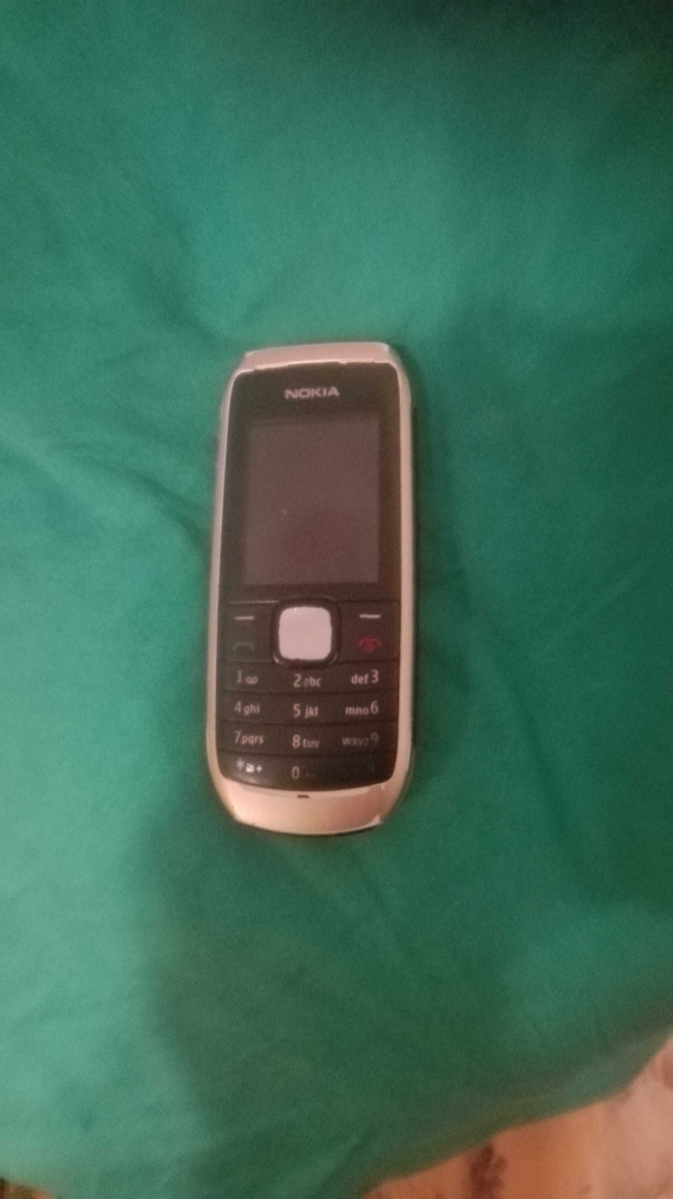 Telefon Nokia 1800 pentru colecție sau folosire