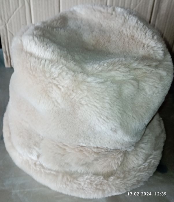 Căciulă blană artificială