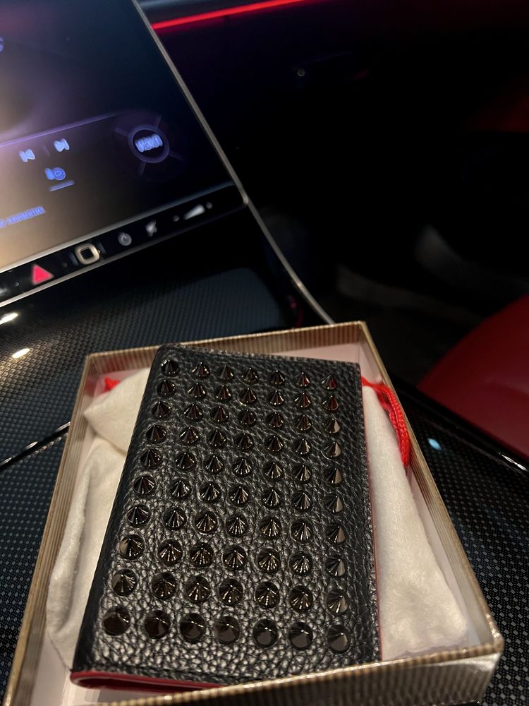 Christian louboutin wallet