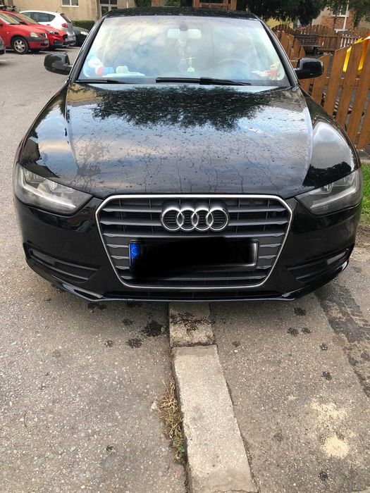 Vand Audi A4 B8 Facelift – 2.0 TDI, 2012,nu accept schimburi !!!