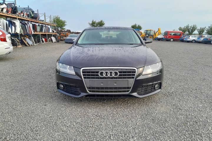Dezmembrez Audi A4 B8/8K [2007 - 2011] Sedan 4-usi 2.0 TDI MT (136 hp