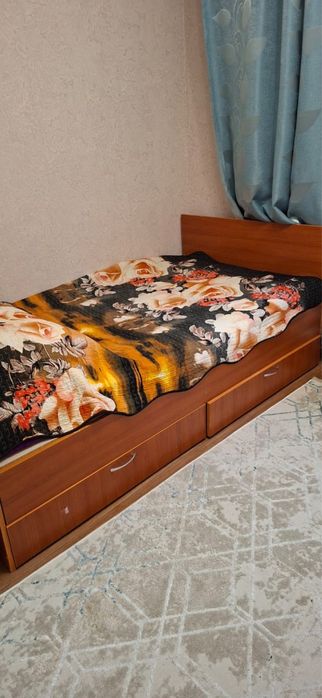 Отдам мебель шкаф и кровать