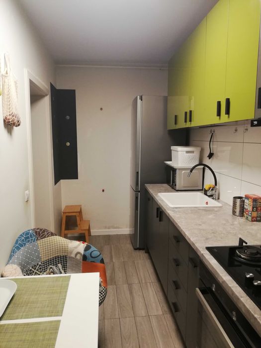 Inchiriez apartament cu 1 camera, 38 mp, Floresti, Cluj, zona Vivo