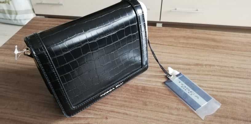 Чанта Tosca Blu Tris от еко кожа с лого