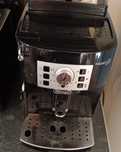 Aparat de cafea boabe Delonghi