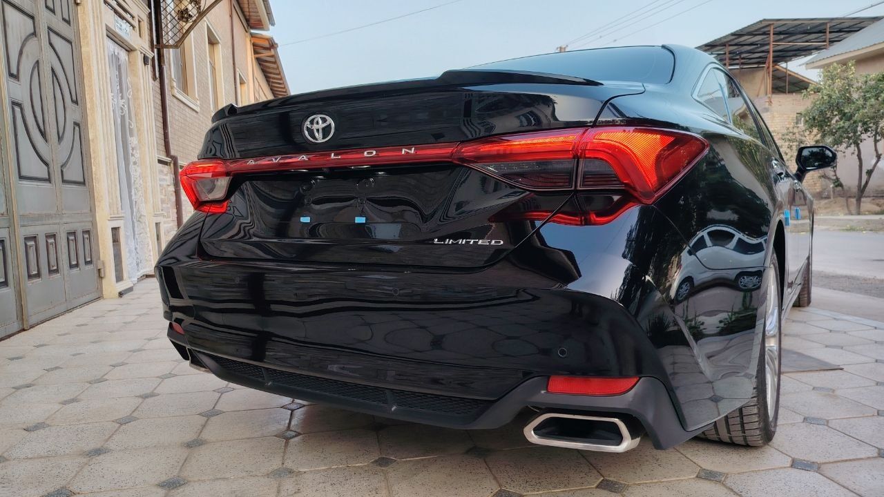 Тайота Авалон  Limited