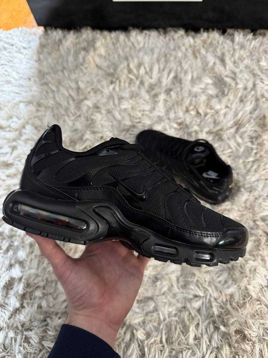 Nike Air Max Plus TN Triple Black