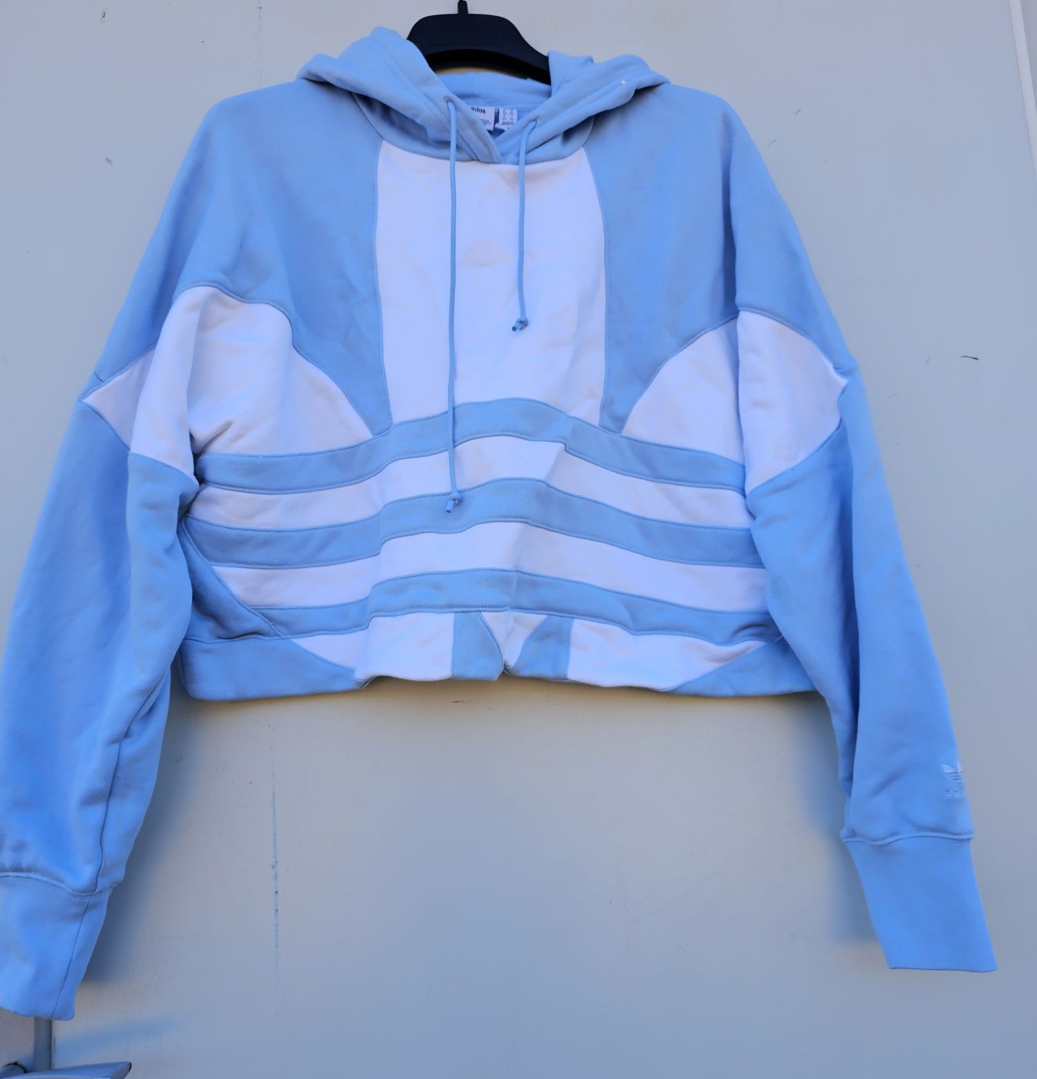 Adidas оригинално дамско hoodie M/Л размер