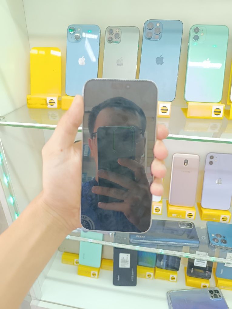 Продам iPhone 15 Pro Max